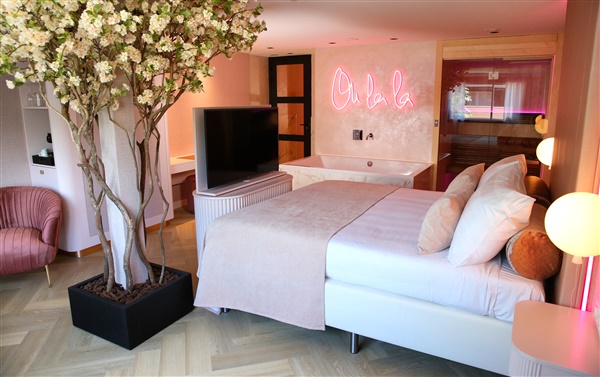 Pink suite - Hotel Akersloot