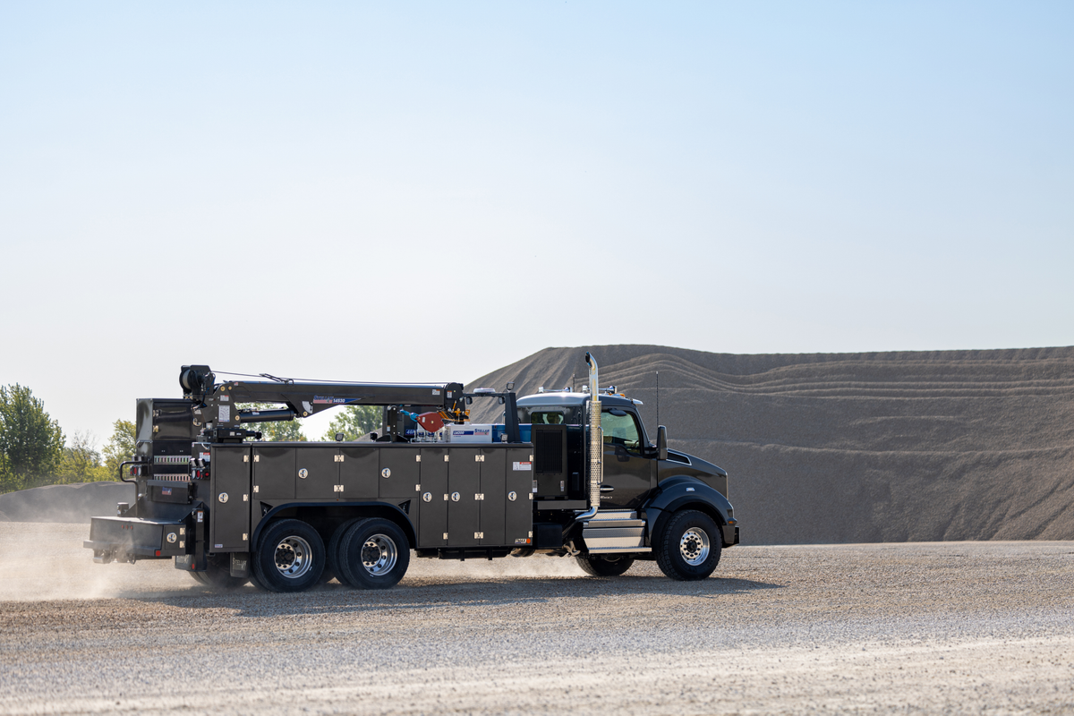 Stellar TMAX 3T aluminum with 14530 crane