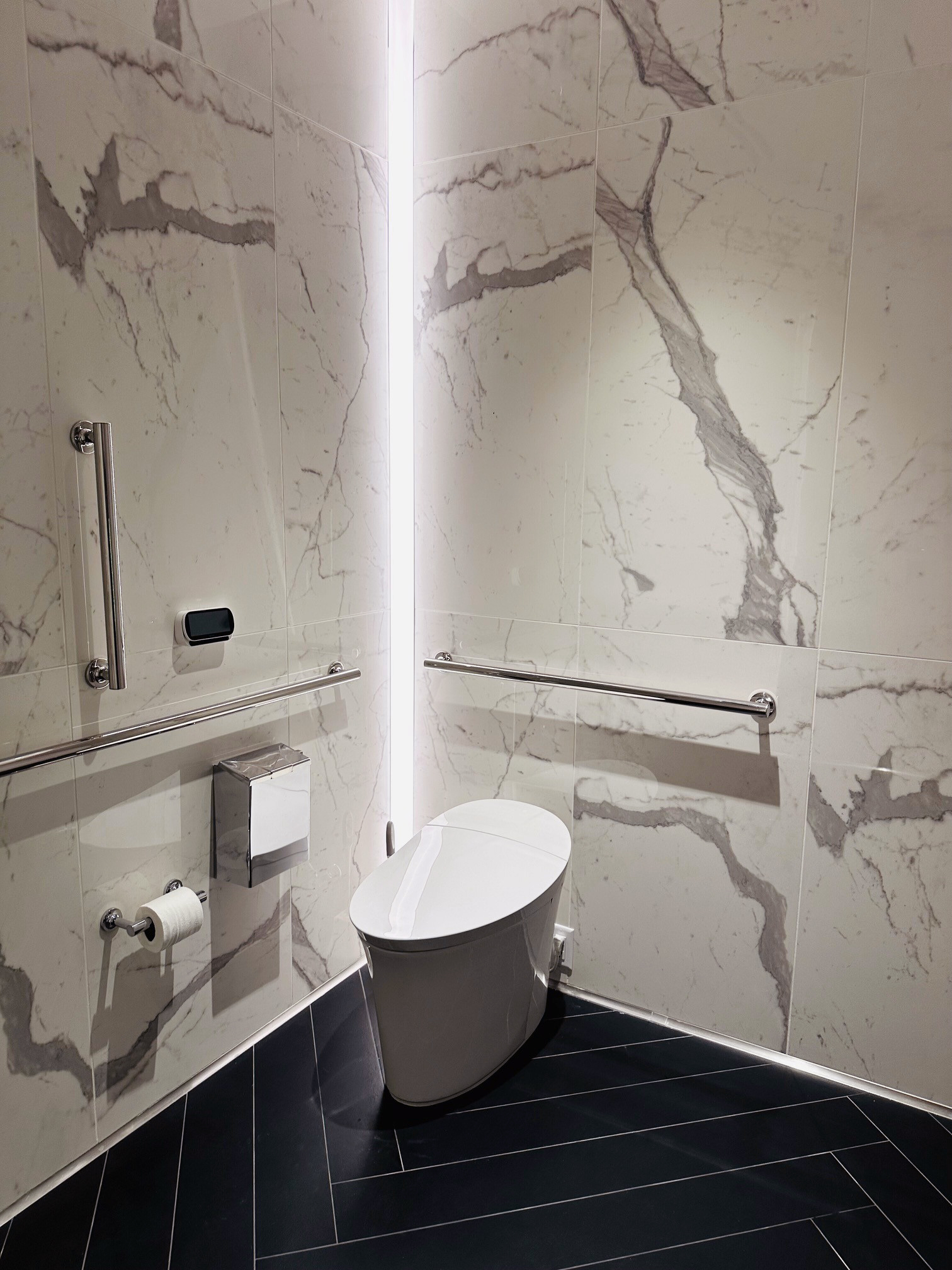 Verge Corner, 24VDC Plaster-In LED System