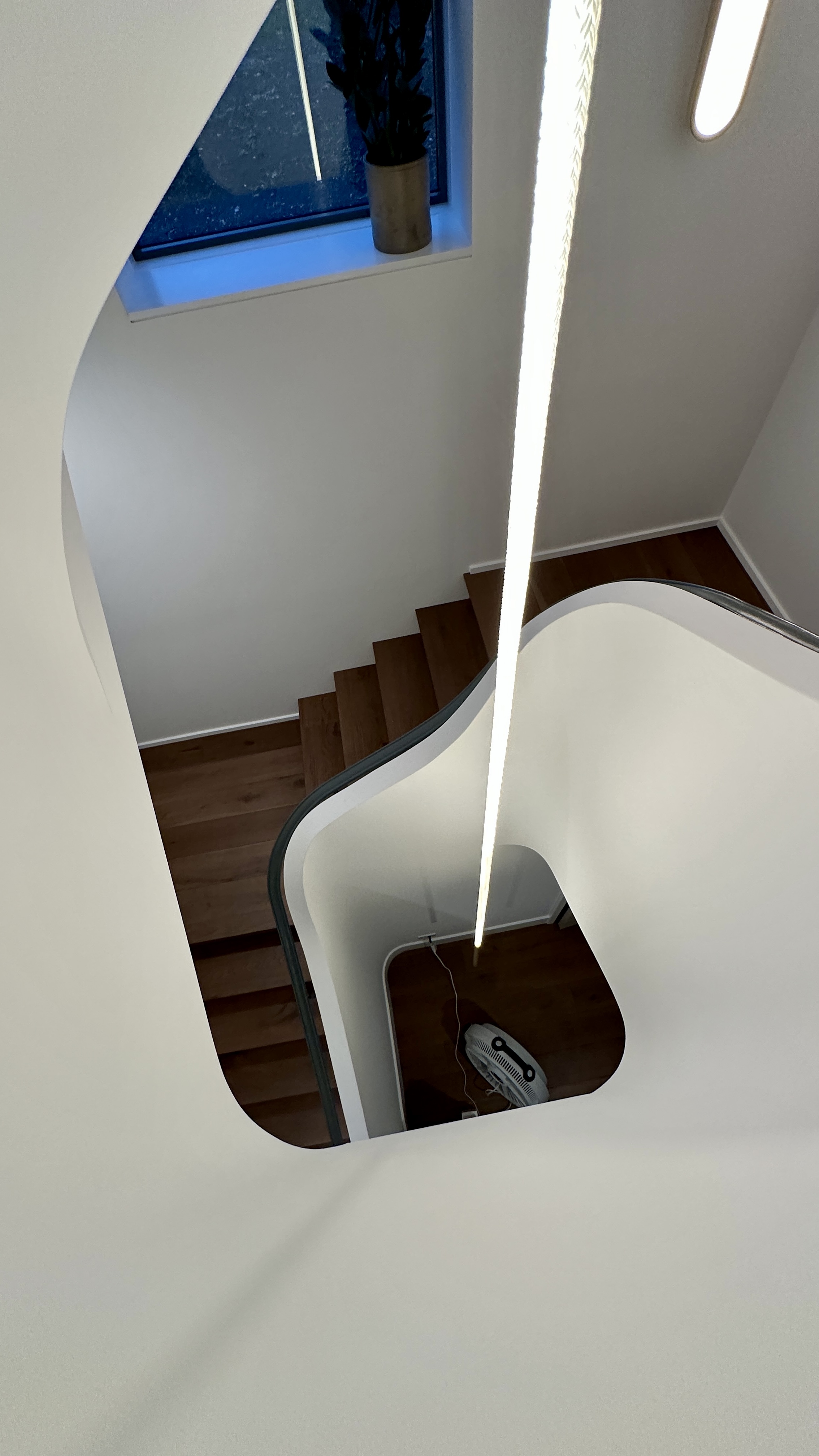 Trapeze 360 MIYO 24VDC, Static White, Warm Dim & TruColor Tunable White - Click to Enlarge