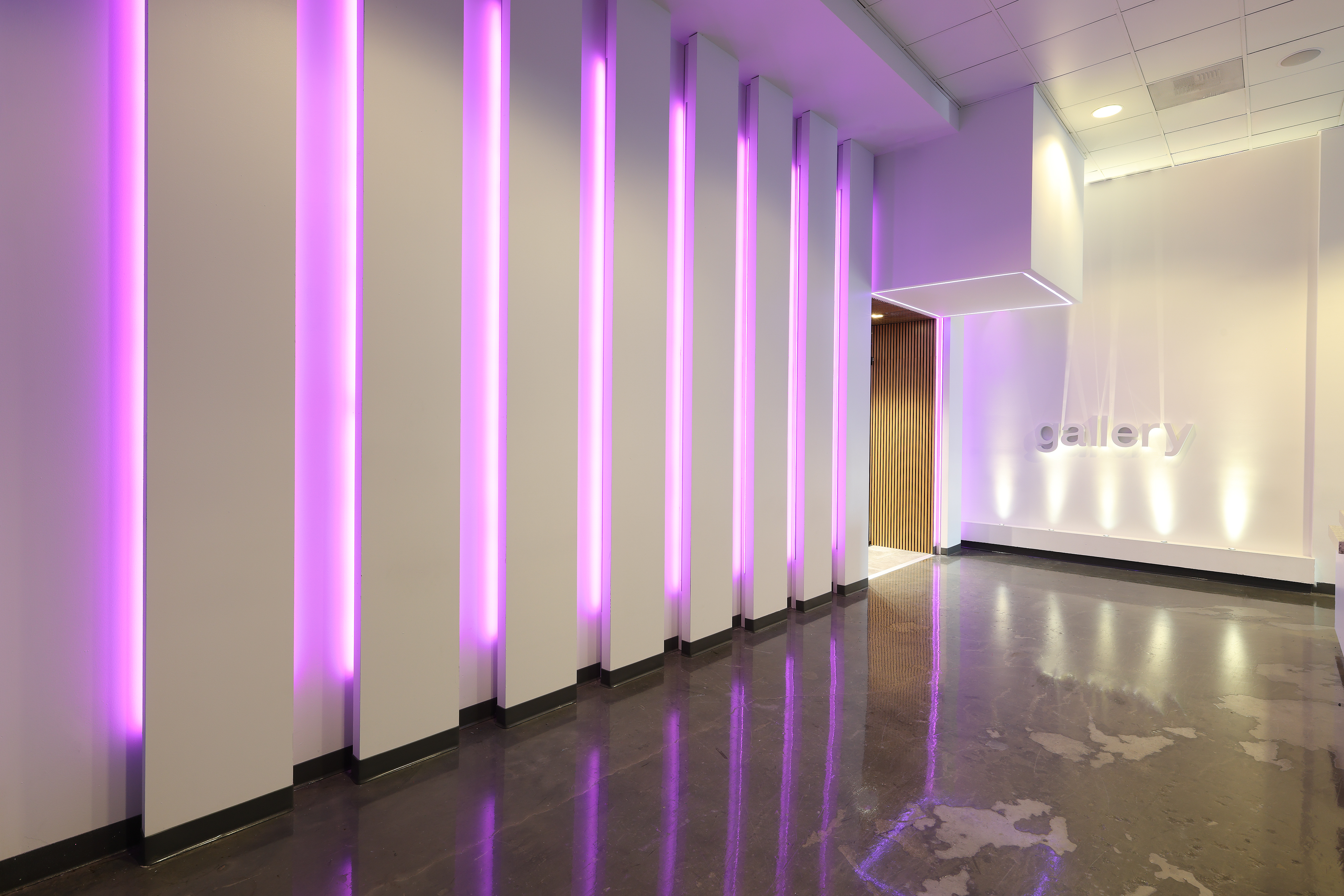 TruLine TruQuad 1A TruColor&trade; 24VDC, 5 Channel, Plaster-In LED System, RGB & Tunable White - Click to Enlarge