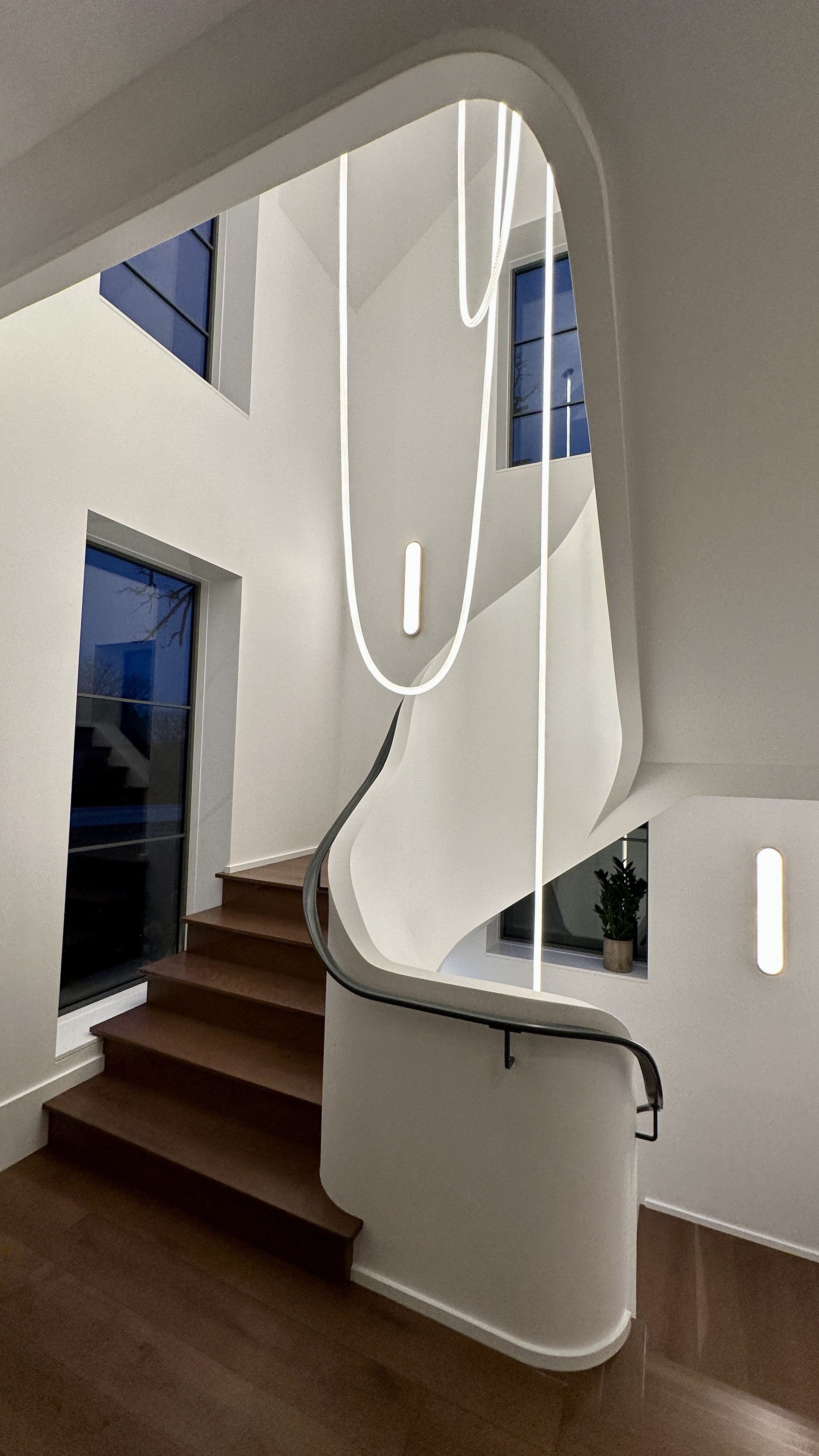 Trapeze 360 MIYO 24VDC, Static White, Warm Dim & TruColor Tunable White - Click to Enlarge