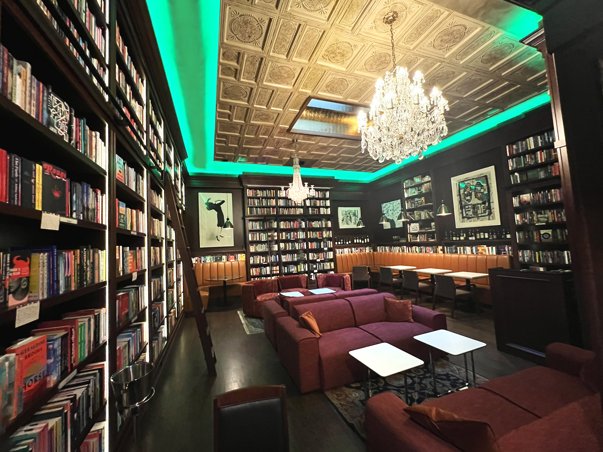 TruLine 1A TruColor&trade; RGBTW 24VDC 5/8"<br />Drywall Plaster-In LED System, 5 Channel Control - Click to Enlarge