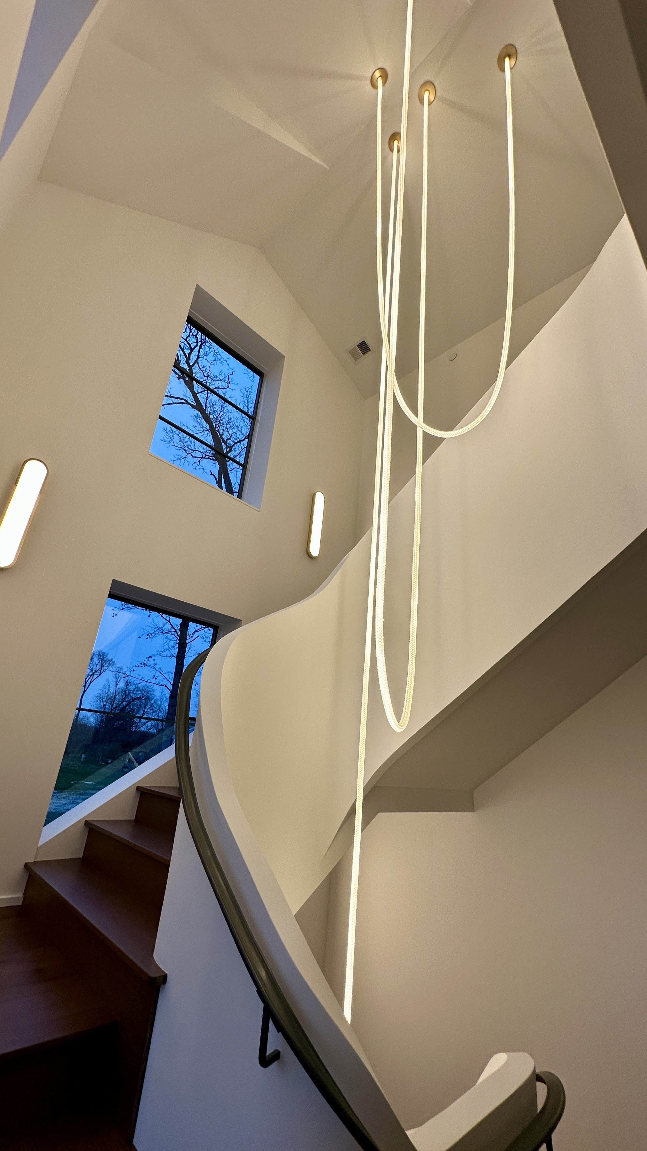 Trapeze 360 MIYO 24VDC, Static White, Warm Dim & TruColor Tunable White - Click to Enlarge