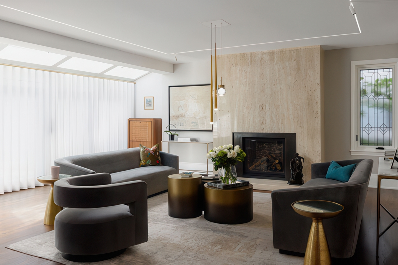 TruTrack&reg; Dual Source With Integral LED Strip - Click to Enlarge