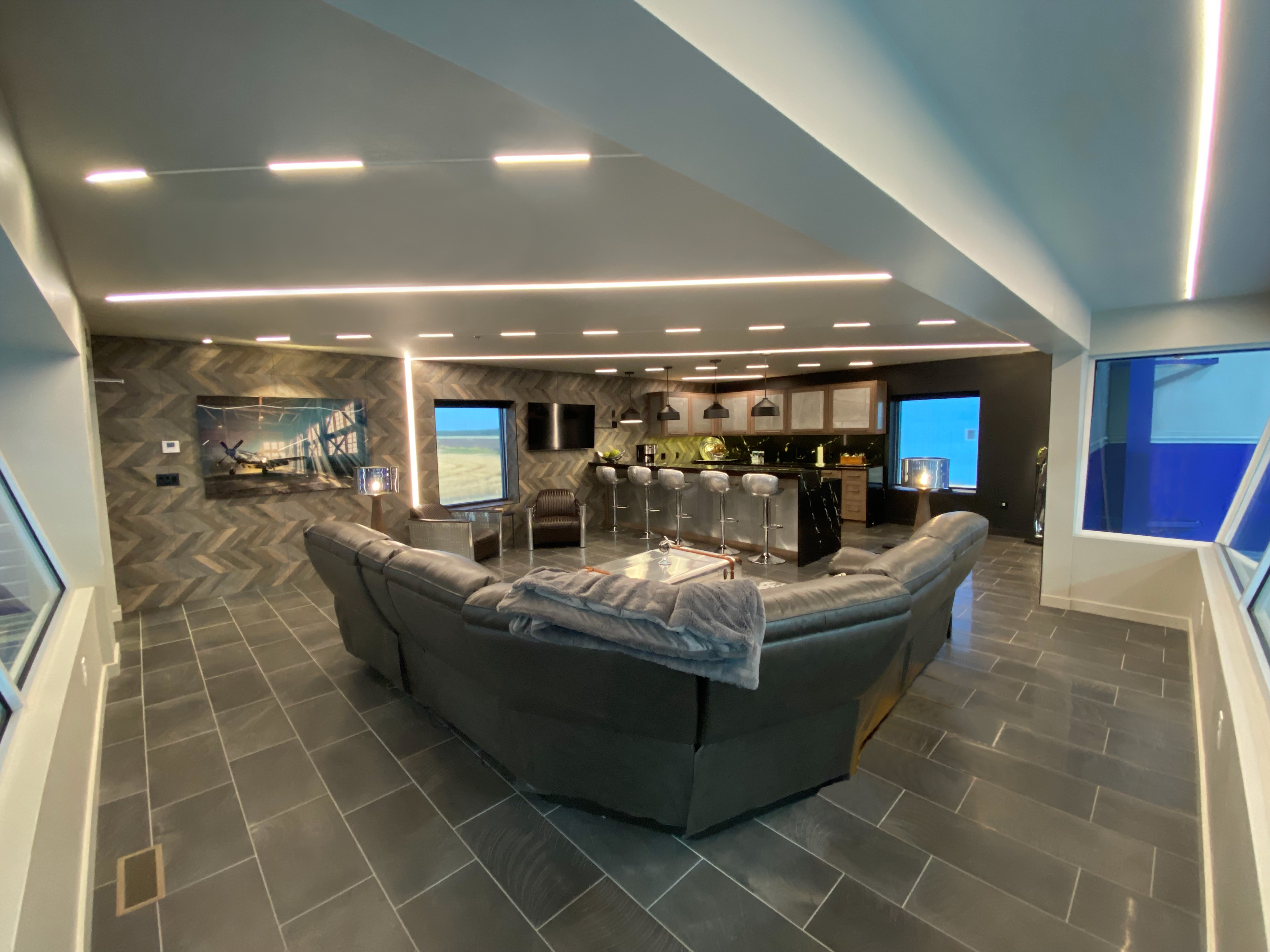 TruLine 1.6A Warm Dim 24VDC, 5/8" Drywall Plaster-In LED System - Click to Enlarge