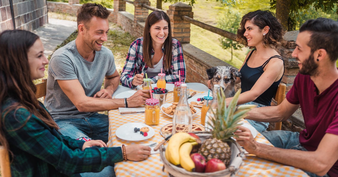 friends having breakfast