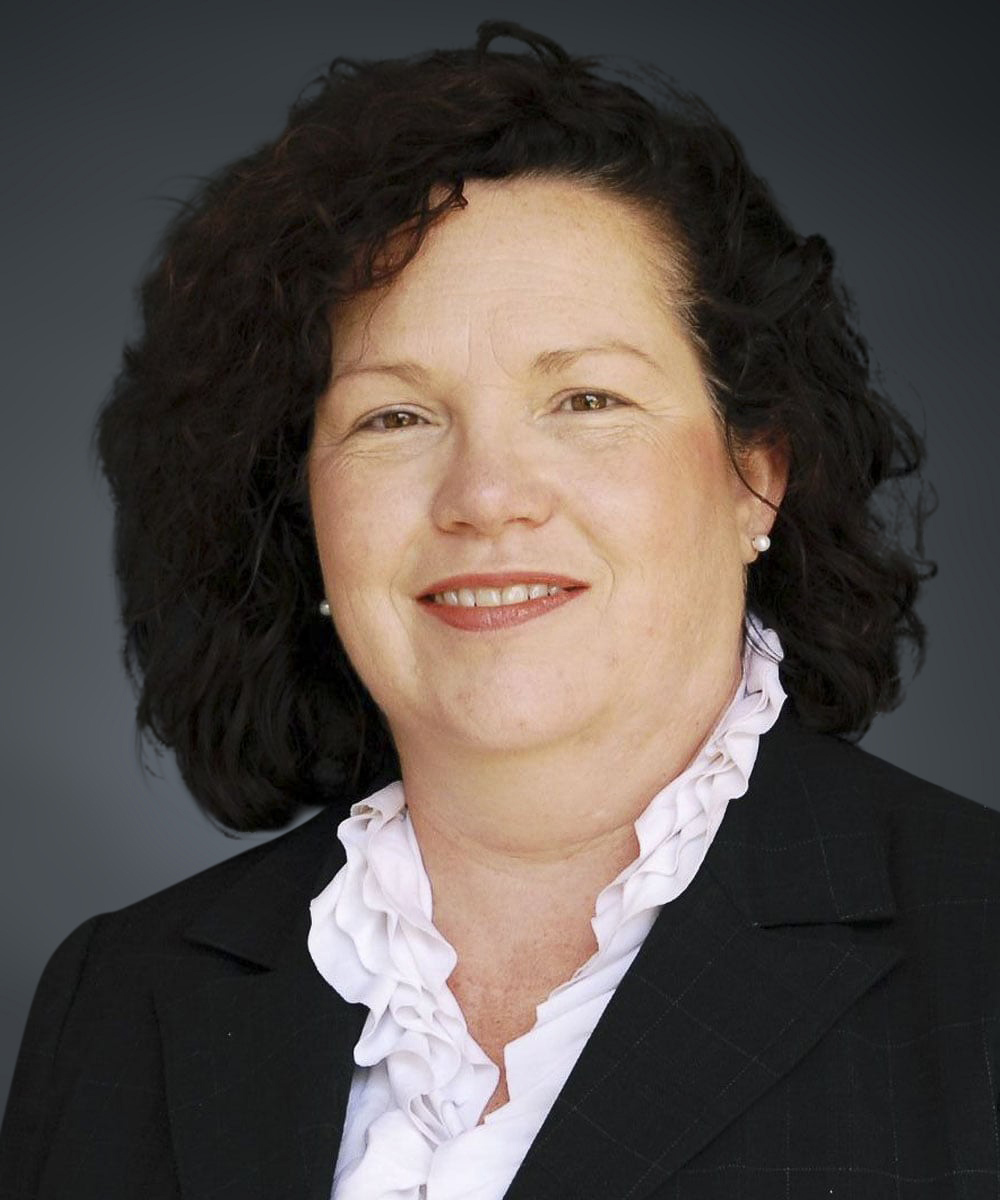 Portrait of Donna McKenzie