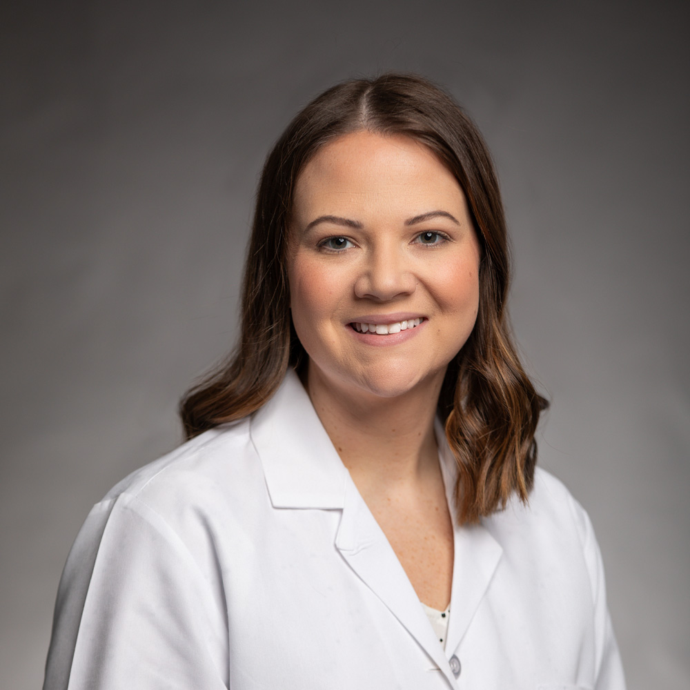 Portrait of Holly Hamil, DO