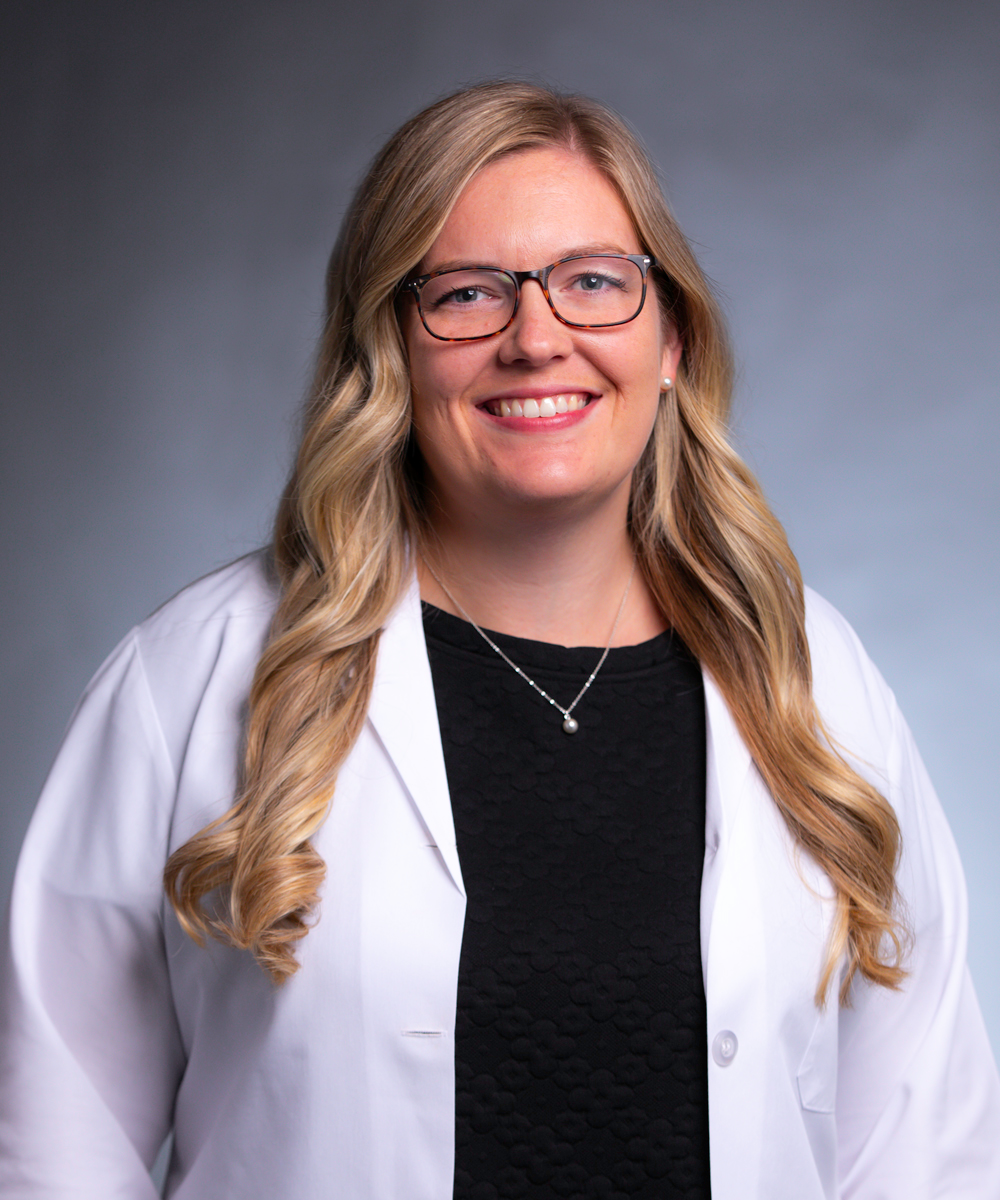 Portrait of Kayla Lamb, APN