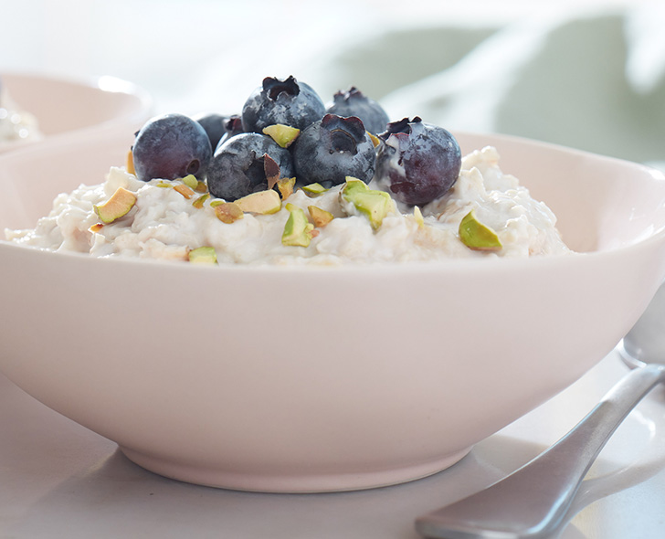 Blueberry Collagen Overnight Oats Recipe