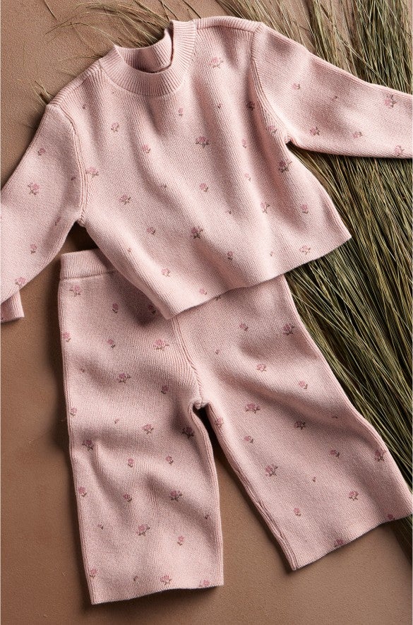 pink outfit sets