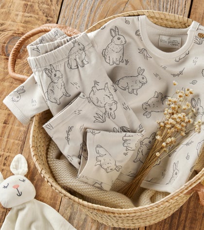 Baby Shower Gifts Go Organic  - Lifestyle