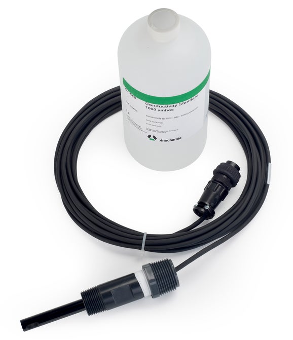 Conductivity Probe Kit with 25 ft Cable and 16 Ounces of Calibration Solution
