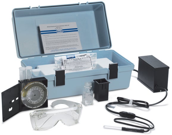 Triazole Test Kit, Model TZ-1, with 230 Vac UV Lamp and Power Supply
