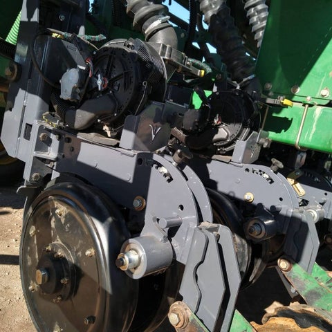 uAdapter es la solucion de Precision Planting Argentina que te permite mantener tu propia sembradora e incorporarle tecnologia