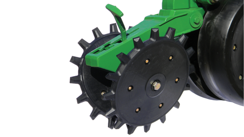 Non-Sensing Dual Yetter Poly Twister® closing wheel