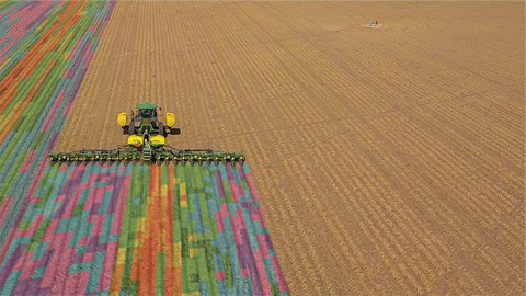 Utilize Precision Planting products tied to a 20|20 monitor for high-definition visibility into your planter. 
