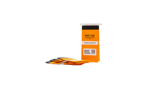 Collect Radicle Soil Samples manually by using the GeoBag and scanning the QR Code.