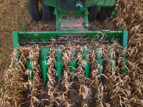 Upgrade or add row guidance to your John Deere corn header with TrueSight or TrueSense from Precision Planting. 