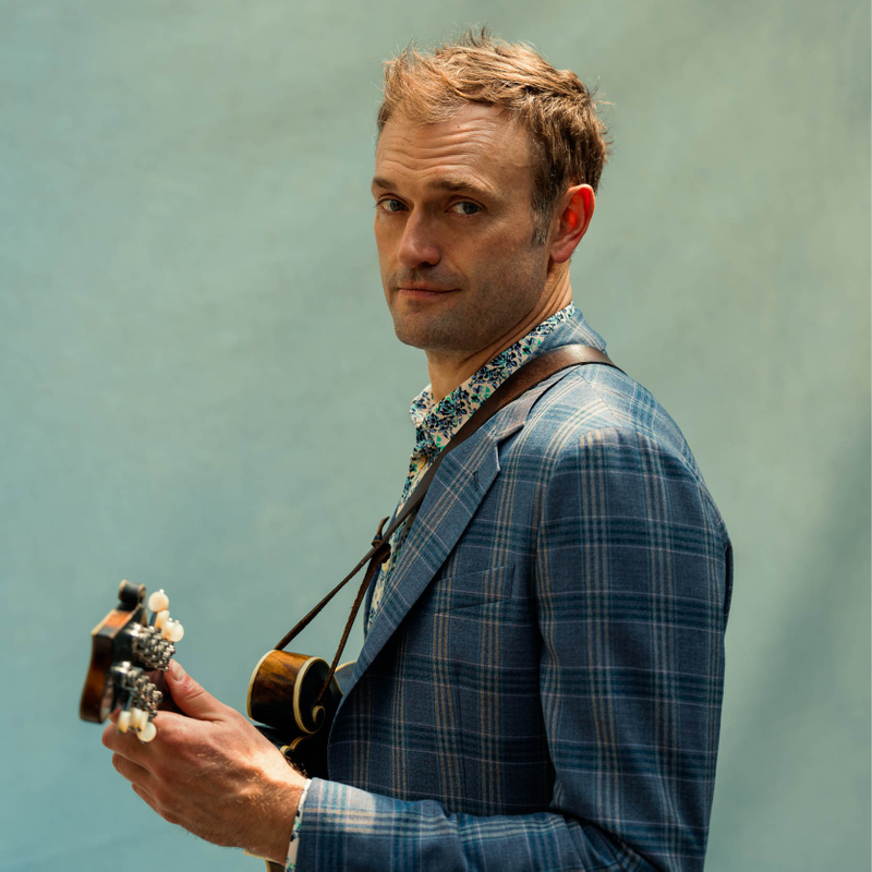 Kansas City Symphony
Chris Thile with the Kansas City Symphony