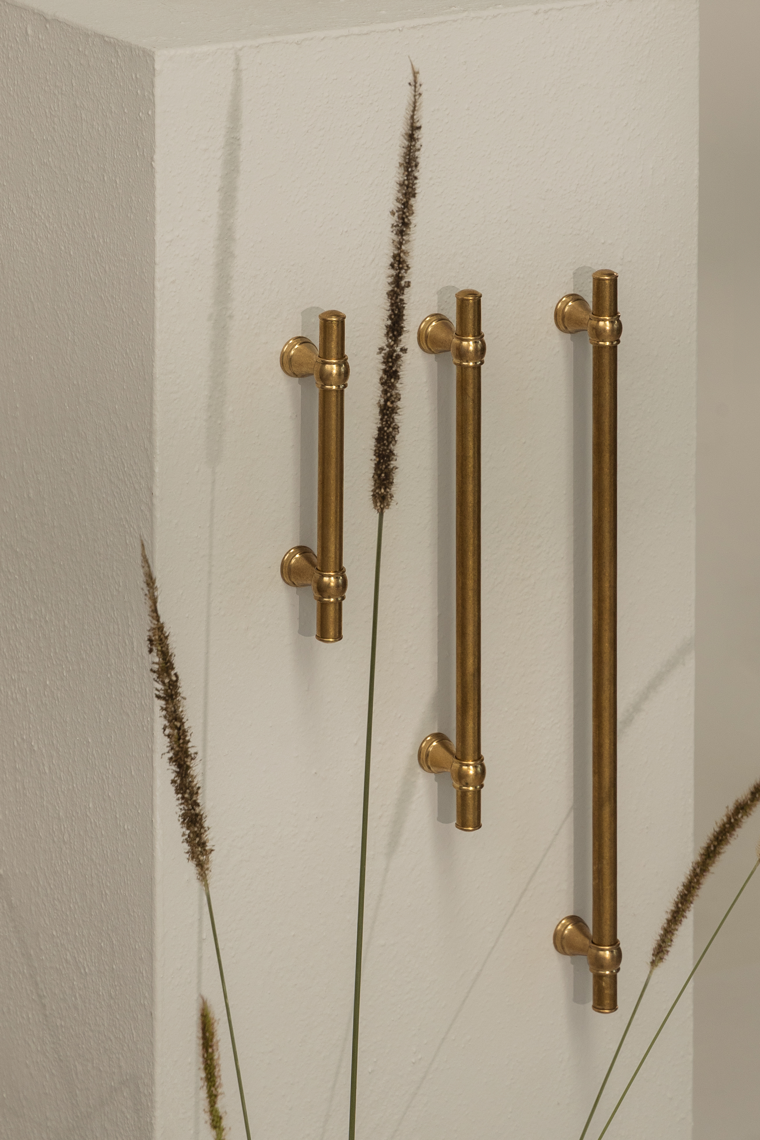 Kingsley Hardware in Tumbled Aged Brass