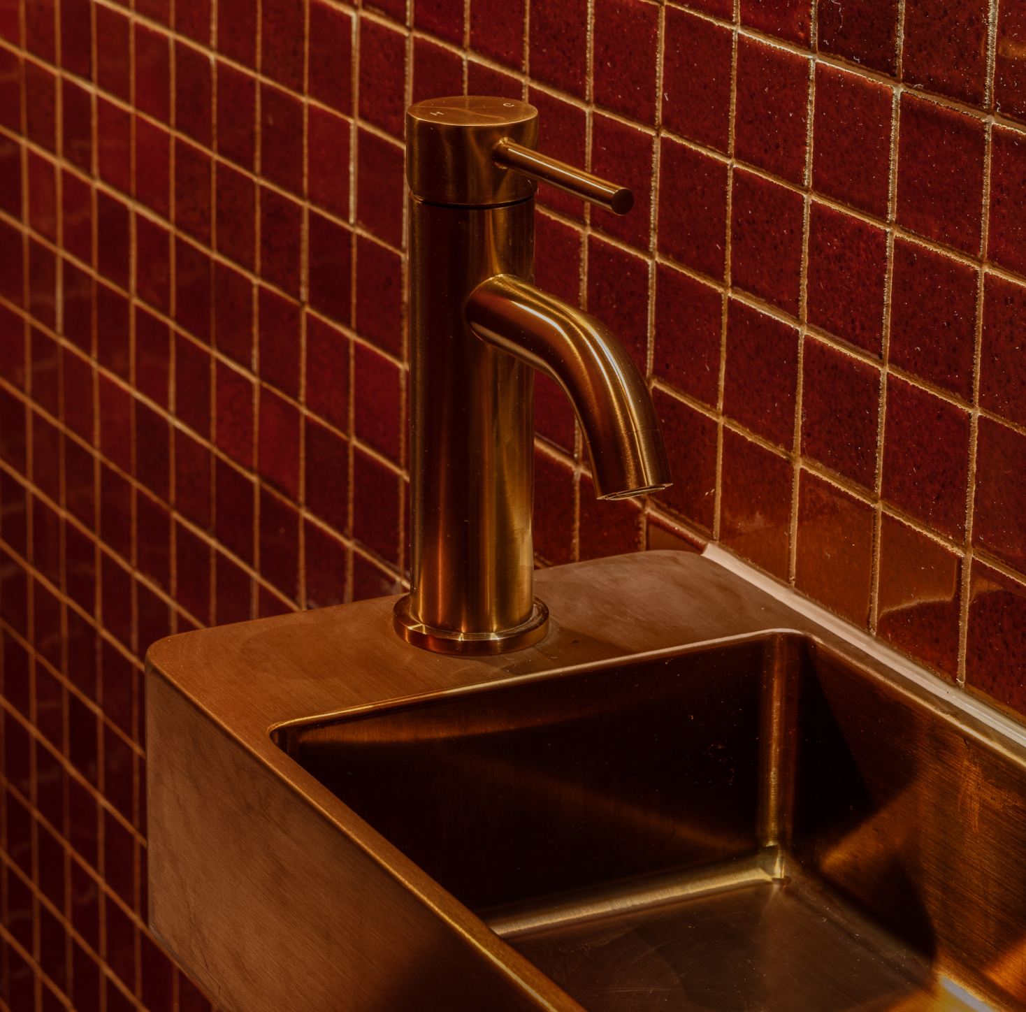 ABI Interiors Mamas Dining - Brushed Brass