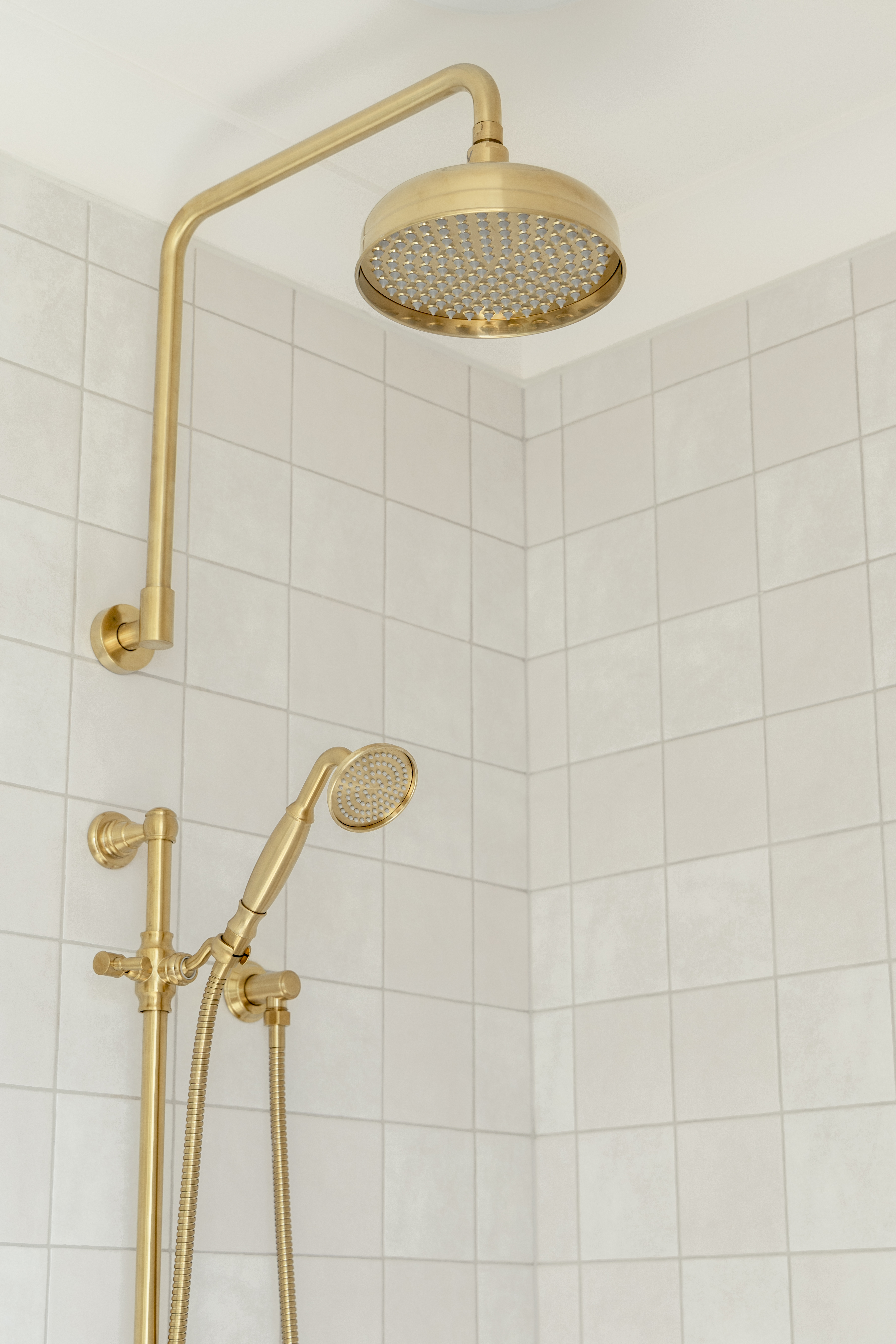 Kingsley in a shower