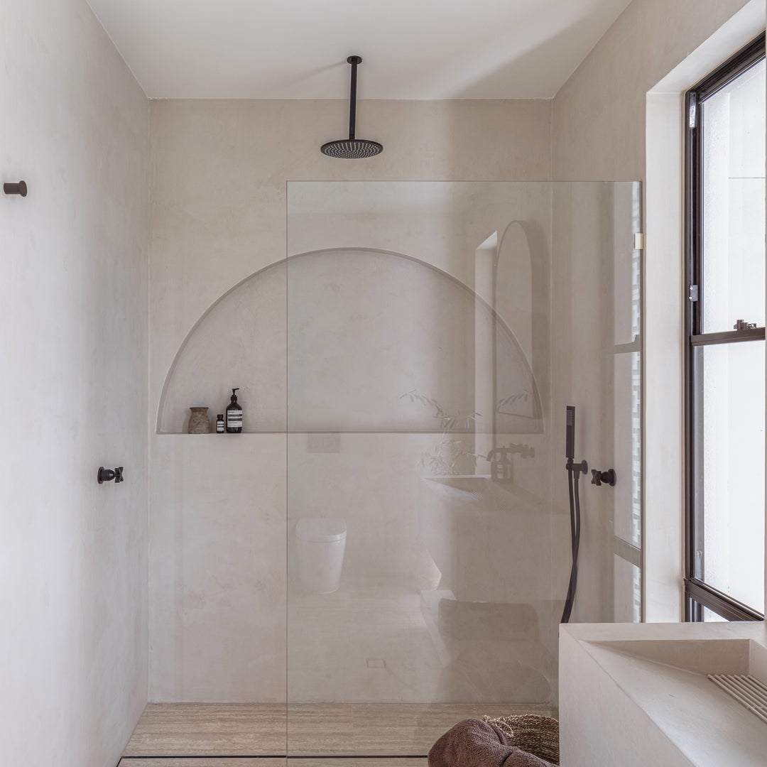 Rounded Rectangle Hand Shower Set - Matte Black | ABI Interiors