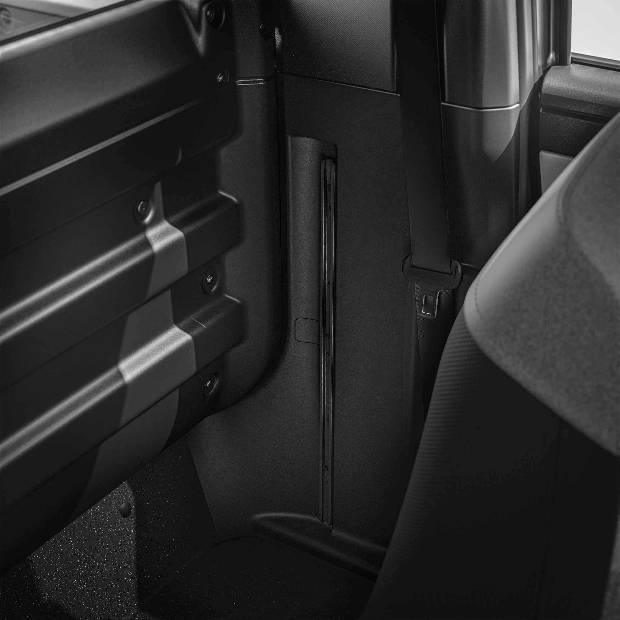 Interior Accessory T-Rail | B-Pillar