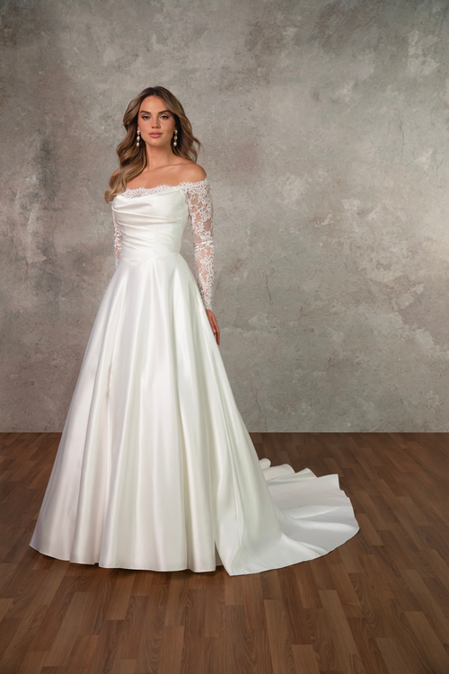 Essense of Australia bridal gown, style D4457
