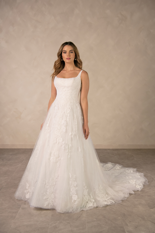 Essense of Australia bridal gown, style D4620