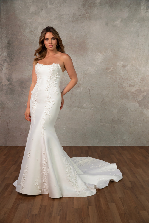 Essense of Australia bridal gown, style D4257
