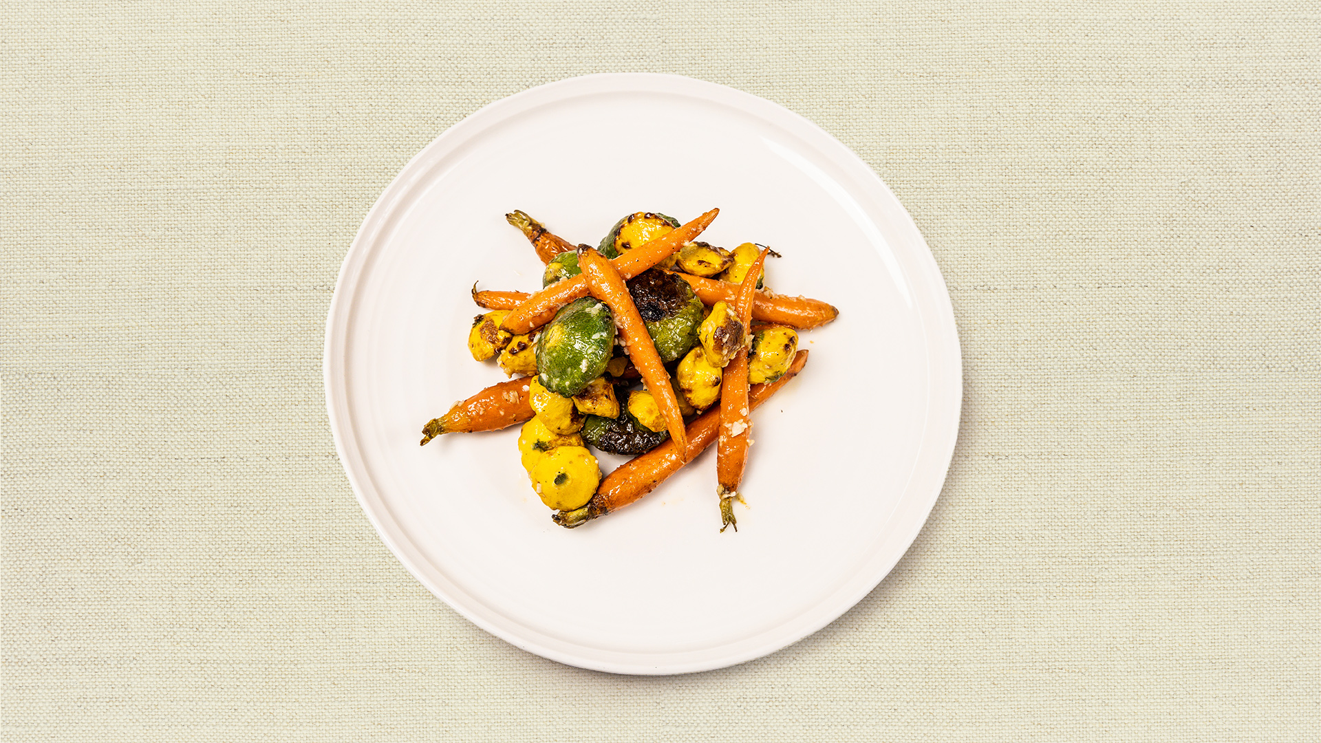 Garlicky Roasted Veggies (gf) - Seasonal selection of crunchy and blistered roasted vegetables. (12-14 oz, gluten free, vegetarian, serves 2-3)