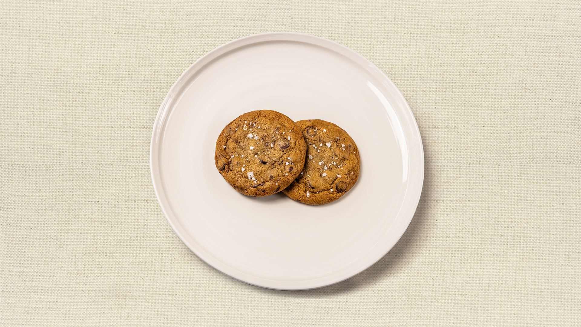 Homestyle Chocolate Chip Cookies with Sea Salt - Just like mom makes - crunchy and chewy. (vegetarian, serves 2)