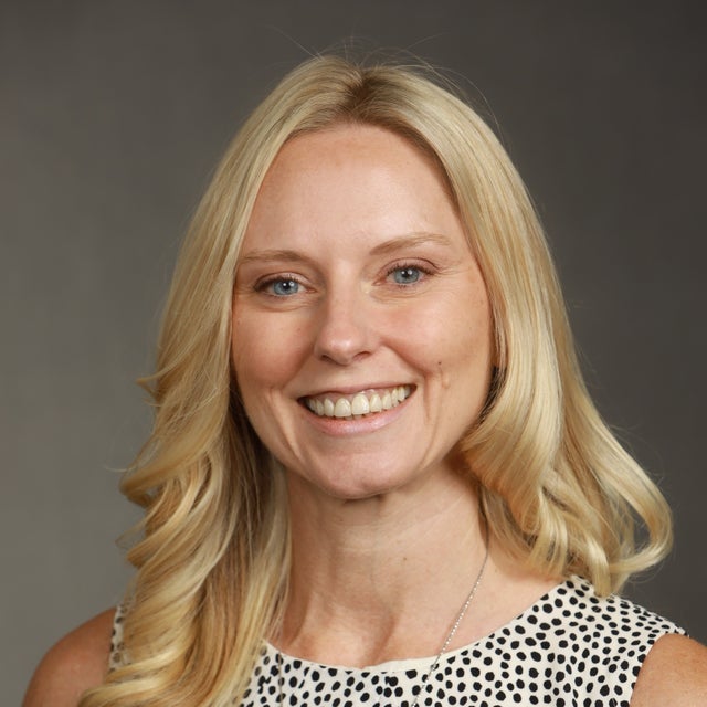 Headshot of Kelly Langdon