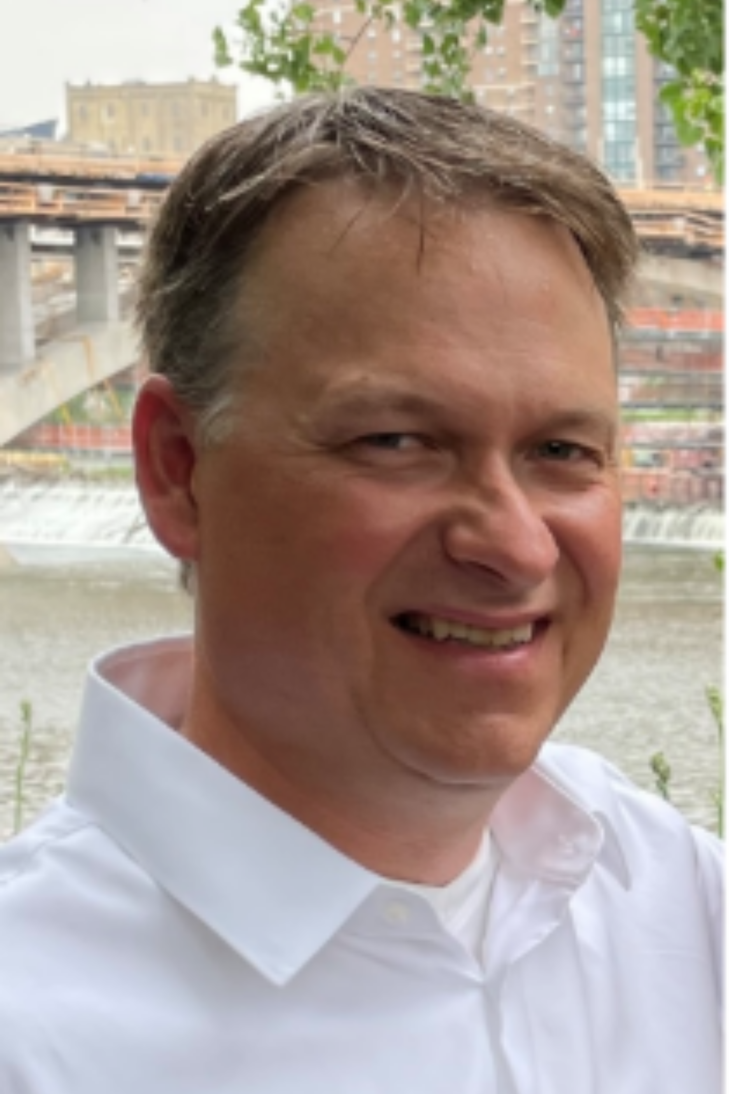 Headshot of IJoe Selle