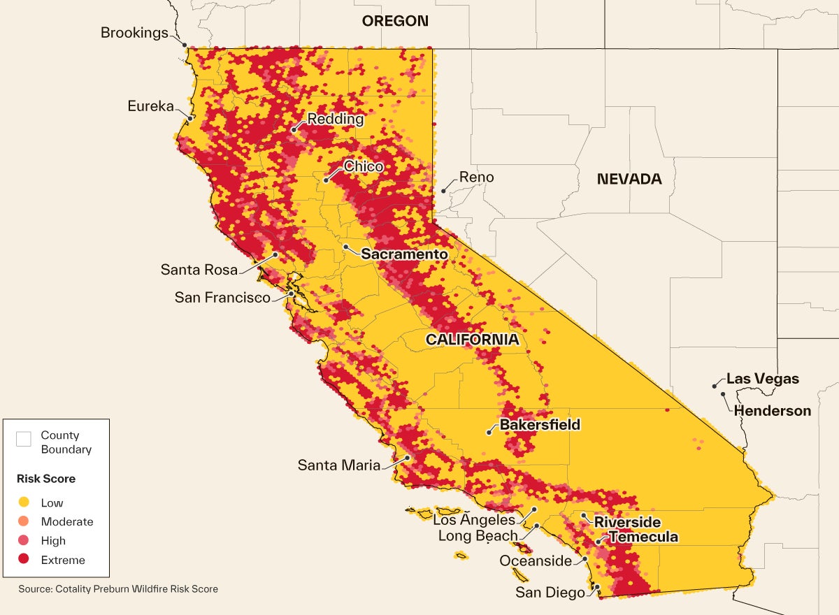 map of residential properties and their wildfire risk score in California 