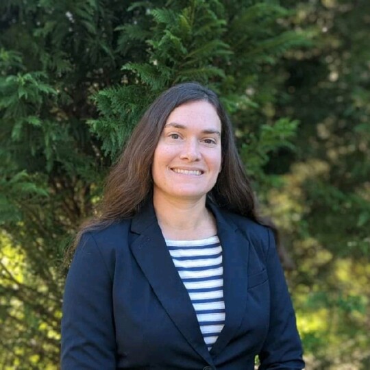 Headshot of Caitlin Fine