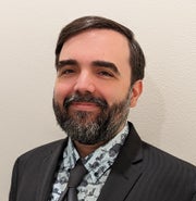 Daniel Herrera Headshot