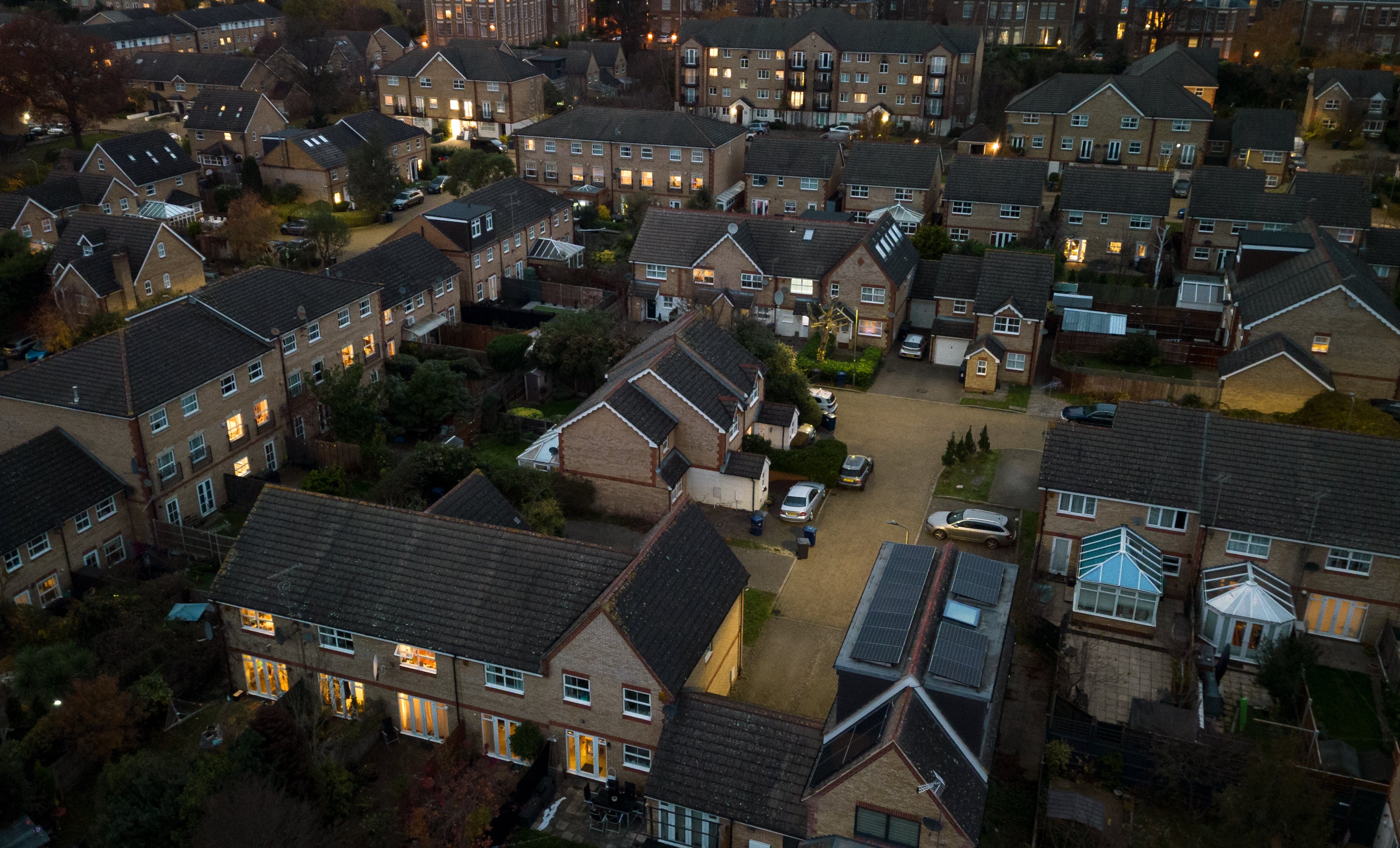 UK streetscene at night