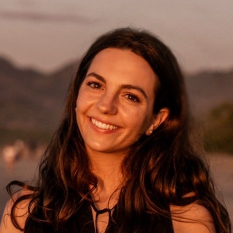 Headshot of Maddie Fagundo