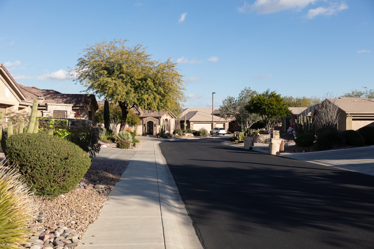 Image of a suburban neighborhood in Arizona