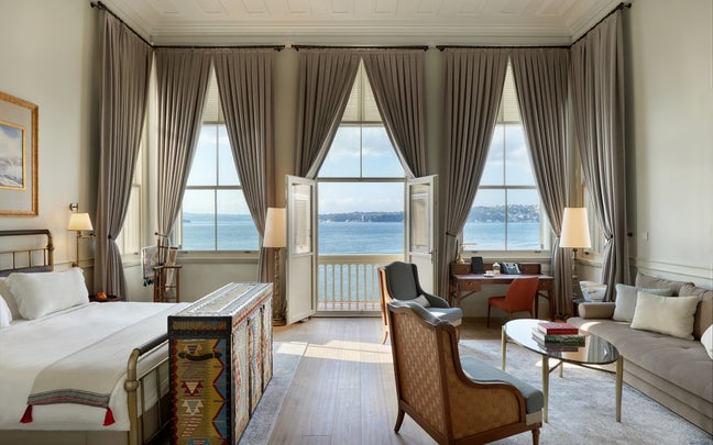 Bosphorus Junior Suite with Balcony
