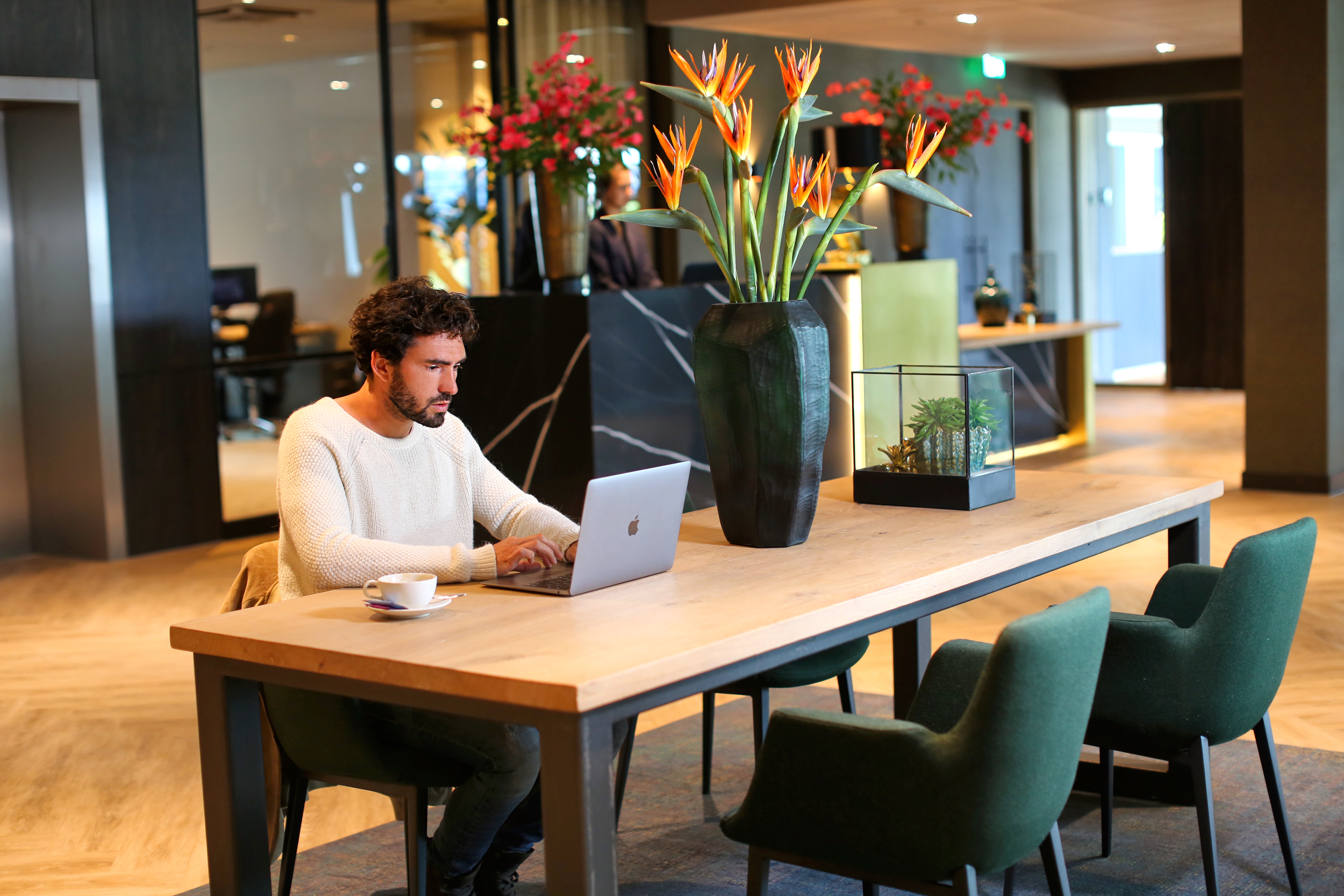 Boek online en bespaar