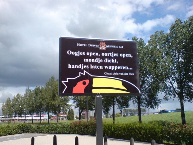 Oogjes en oortjes open, mondje dicht