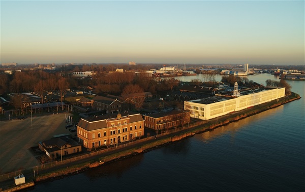 Bezoek het HEMbrugterrein