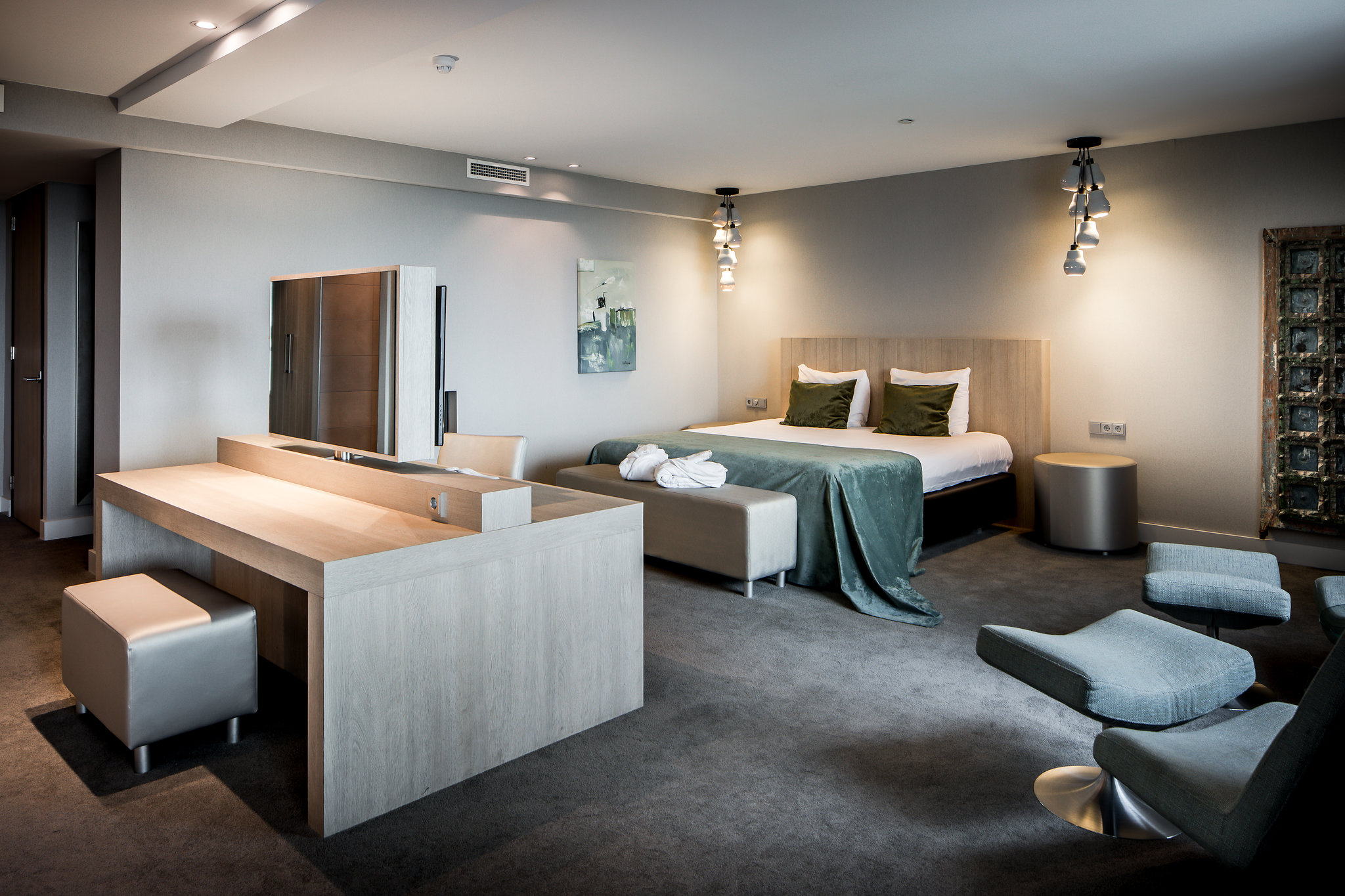 View the suites of our hotels