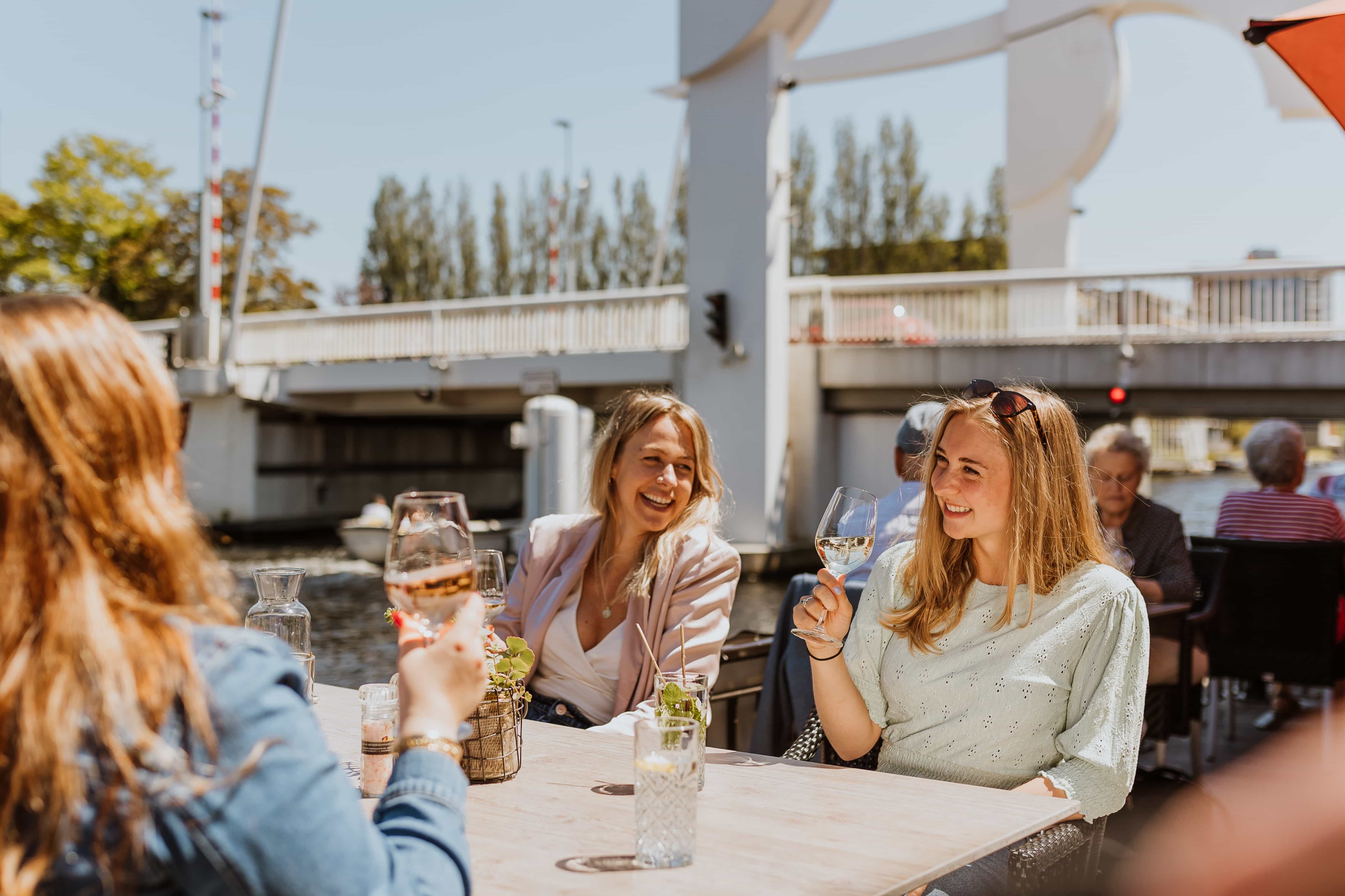 Heerlijk vertoeven op het terras