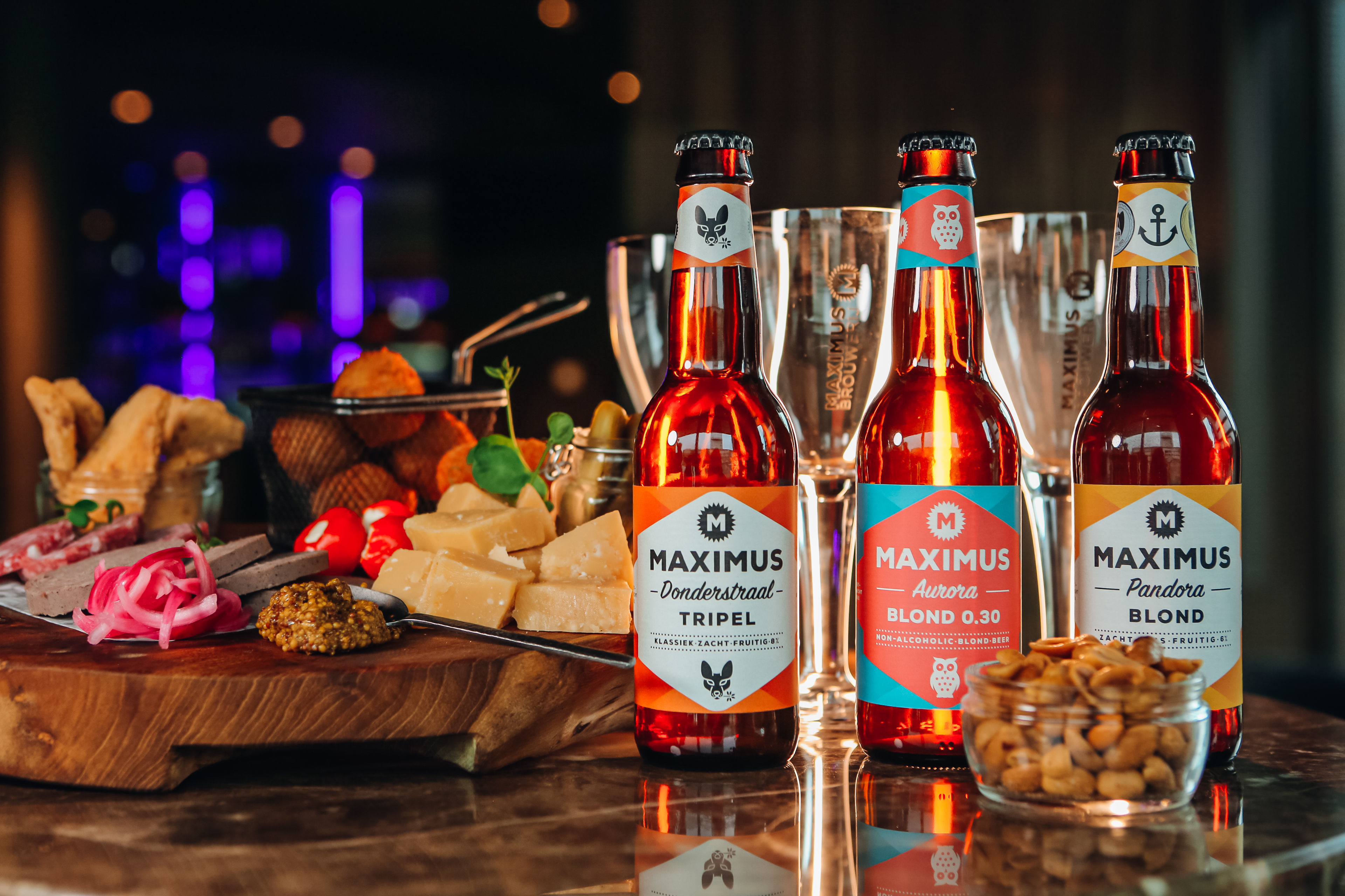 Borrelen met de biertjes van Maximus in onze hotelbar